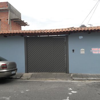 Casa 2 Cômodos - Térrea - Pq. Maria Helena