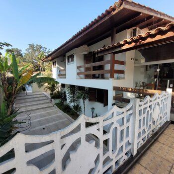 Sobrado $ 2.200.000,00 Bolsão de interlagos - Terreno 780 m² com 500 m² de área construída  5 dormitórios, 4 suítes 4 vagas