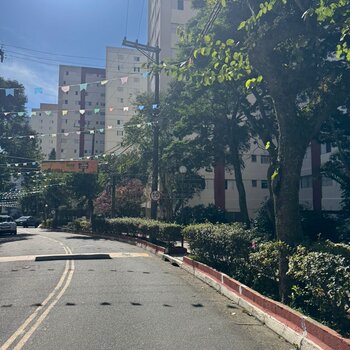 Apartamento - Condomínio Parque dos Passaros