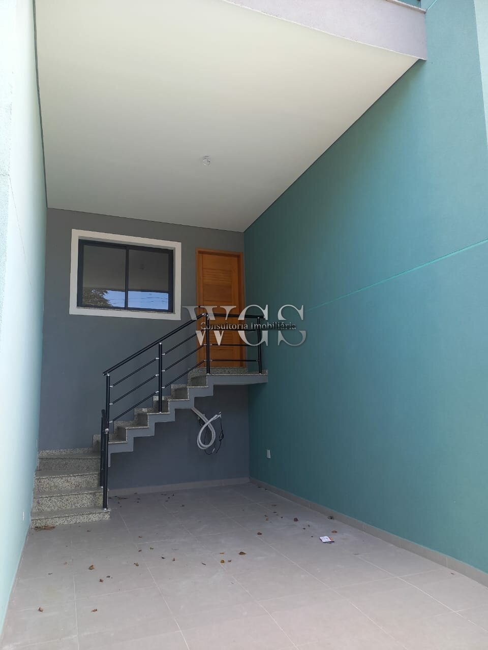 Sobrado à venda com 3 quartos, 100m² - Foto 2