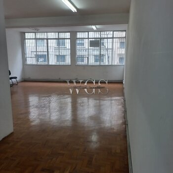 Sala Comercial à Venda no Centro de São Paulo