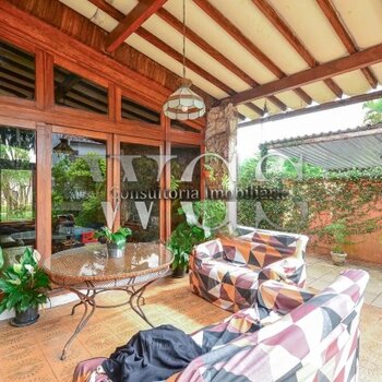 Casa Térrea com Piscina, Escritório e Área Gourmet à Venda no Bolsão de Interlagos – SP