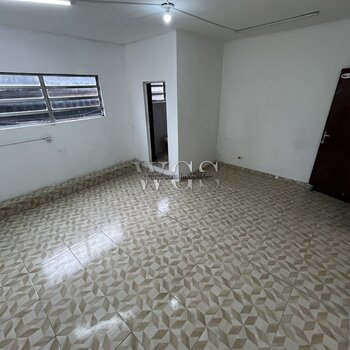 SALA COMERCIAL 25 M² — CENTRO DE PARELHEIROS — R$ 900,00