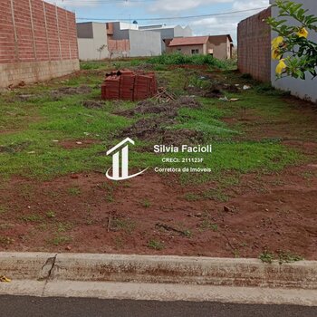 Terreno à venda no Esperança