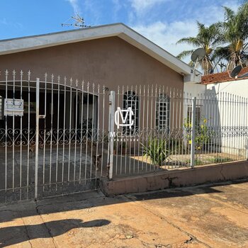 Casa de vila térrea para venda possui 120 metros quadrados com 3 quartos