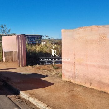 Terreno Comercial 2.250 m2