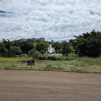 Vendo Lote 240m² Avenida Comercial Bairro Onofre Resende São Gotardo MG 