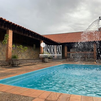 Casa no Res. Praq. Smeralda